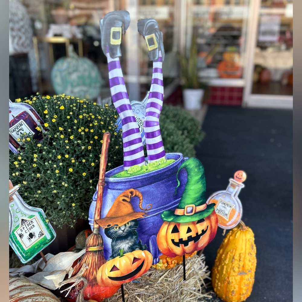Halloween Witch Legs in Cauldron Yard Decoration with Broom, Black Cat, Pumpkin